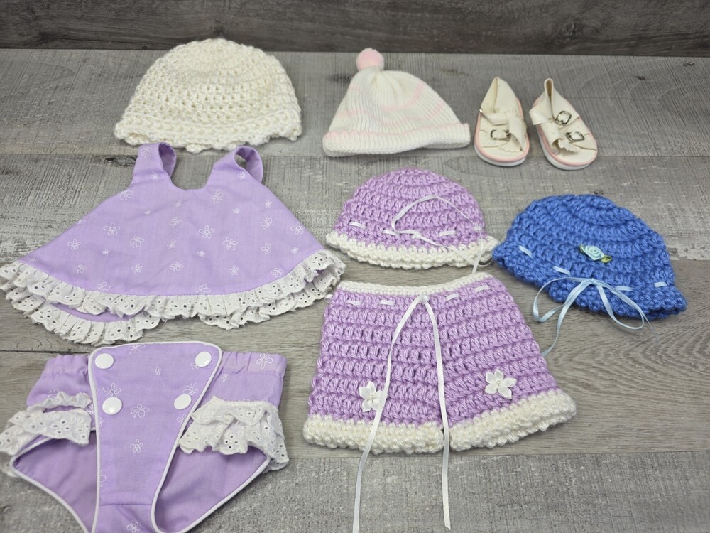 Lot of Baby Doll Outfits Purple 14-18" Hats, Diaper Covers Shoes Bin 145